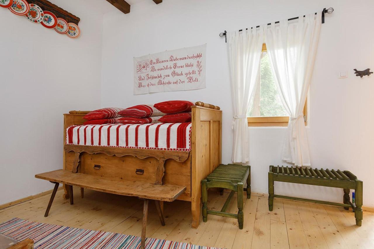 Viscri 44 Hotel Екстериор снимка